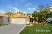 Building Photo - 2005 Helm Ln