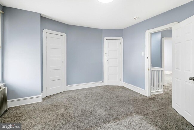 Building Photo - 6520 Ross St