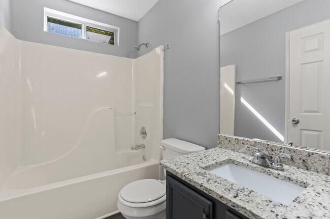 Building Photo - 7380 Hunters Ridge Dr