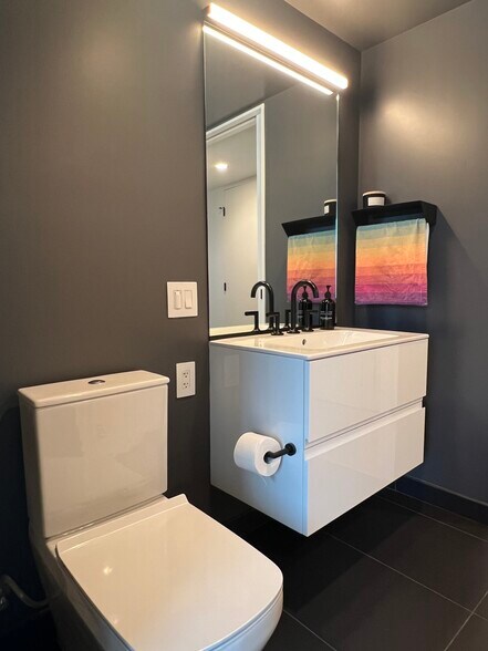 Building Photo - 960 Market St