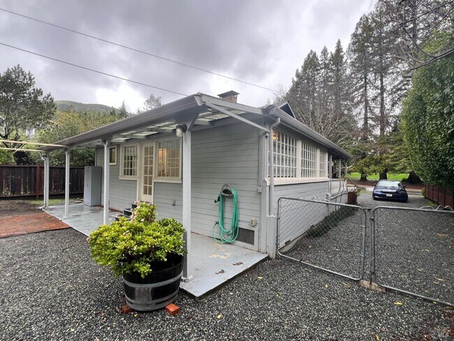 Building Photo - 127 Bolinas Ave