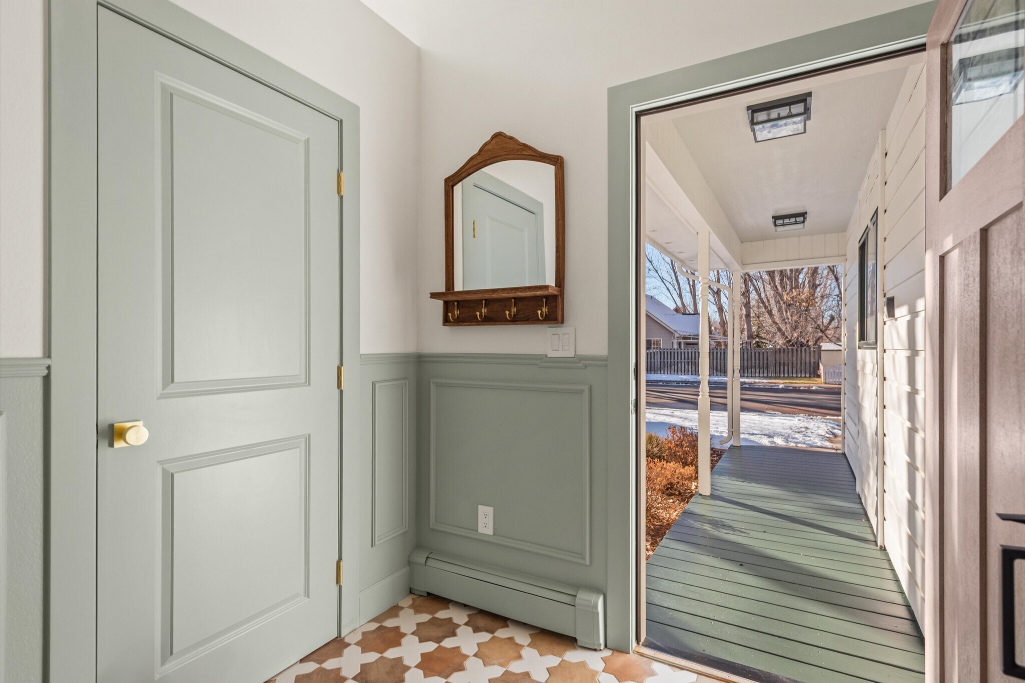 Building Photo - 180 Deer Run