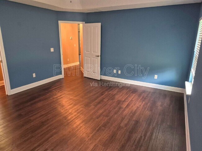 Building Photo - 53671 Carrington Dr