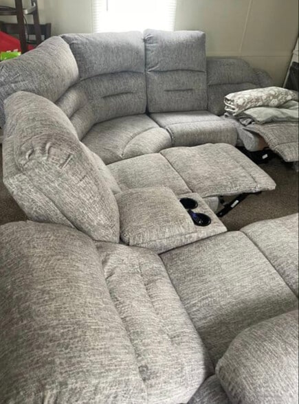 Building Photo - 307 Helen St