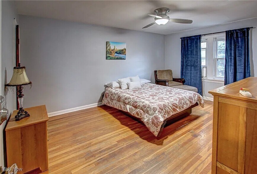 Mater Bed - 17800 Winslow Rd