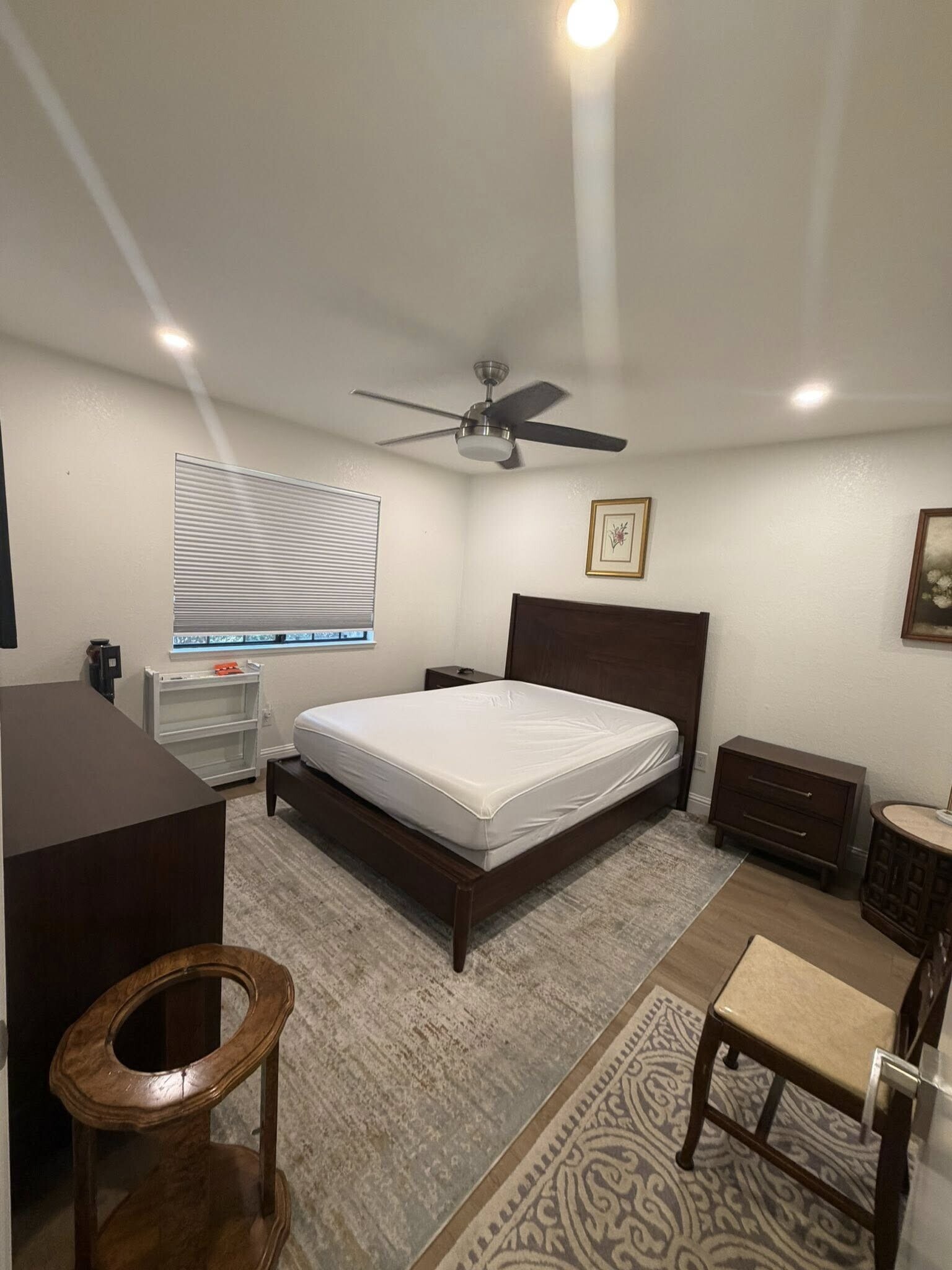 Building Photo - 1444 E Canal Dr