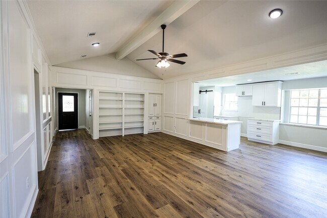 Building Photo - 51 Sweetgum Ct