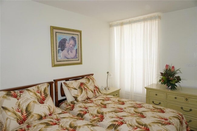 Building Photo - 4367 Tahitian Gardens Cir
