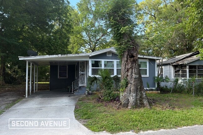 Building Photo - 1952 W 11th St