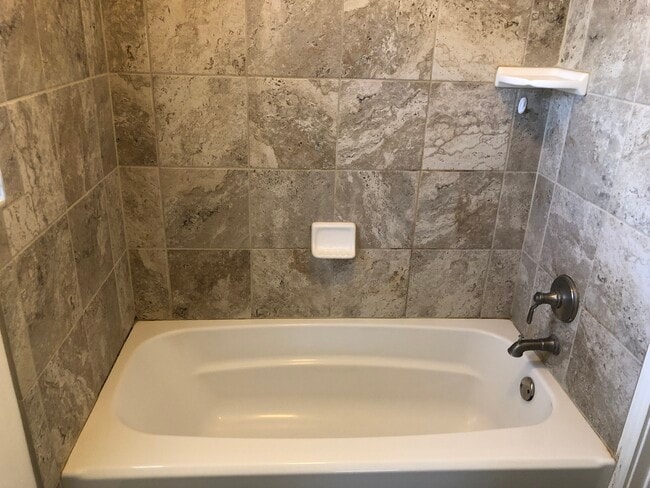 Building Photo - 2110 Quail Run