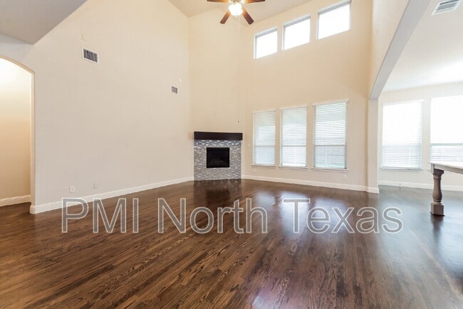Building Photo - 4391 Argyle Ln