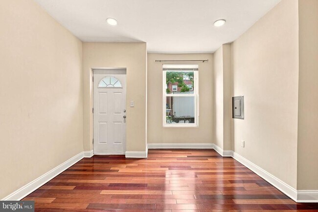 Building Photo - 3005 Sherman Ave NW