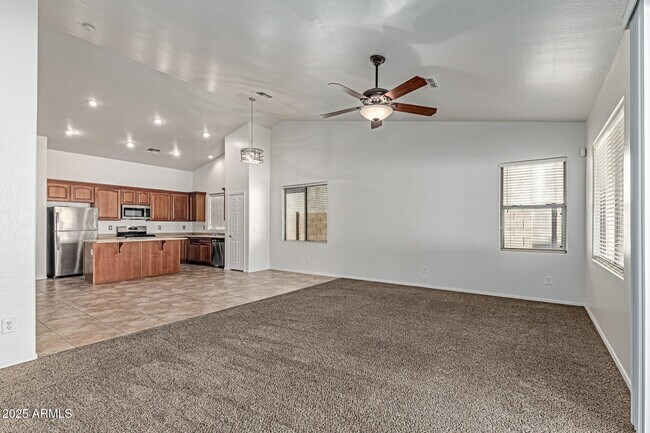 Building Photo - 7341 N 72nd Ave