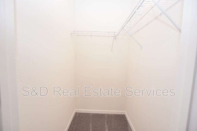 Building Photo - 4130 Collegiate Blvd