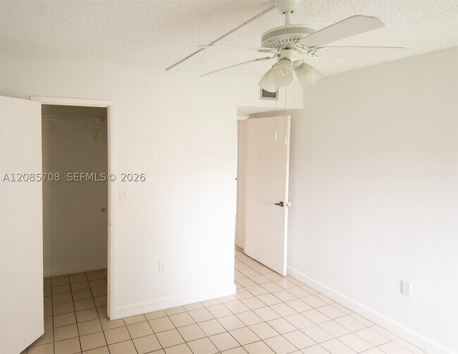 Building Photo - 506 NW 87th Ave