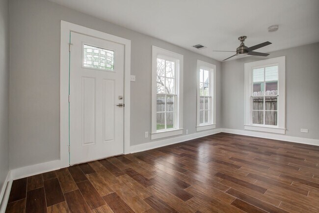 Building Photo - 4500 Avenue H