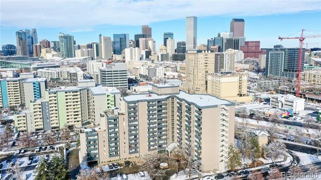 Building Photo - 601 W 11th Ave