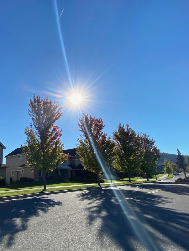 Building Photo - Beautiful Liberty Lake Townhome in Rocky Hill – 2 Bed, 2.5 Bath Available May 1st