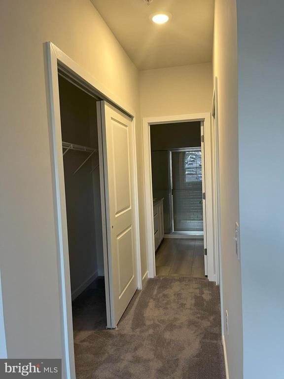 Building Photo - 777 Platinum Dr