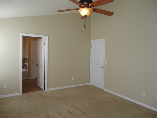 Building Photo - 915 Branchwood Way