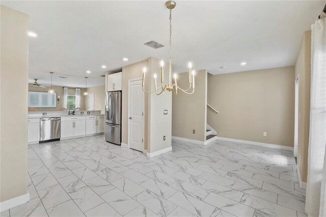 Building Photo - 717 N Rome Ave