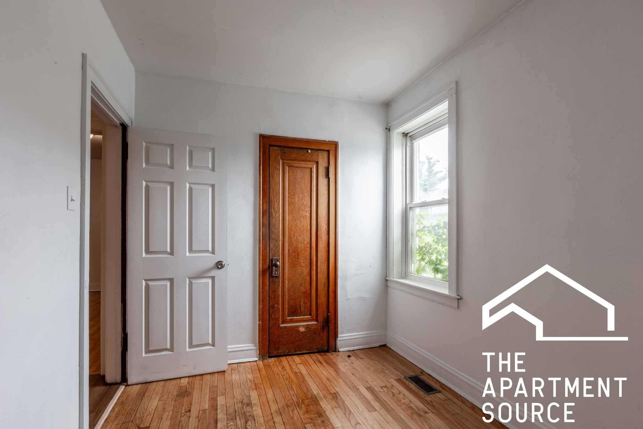 Building Photo - 6855 W Addison St