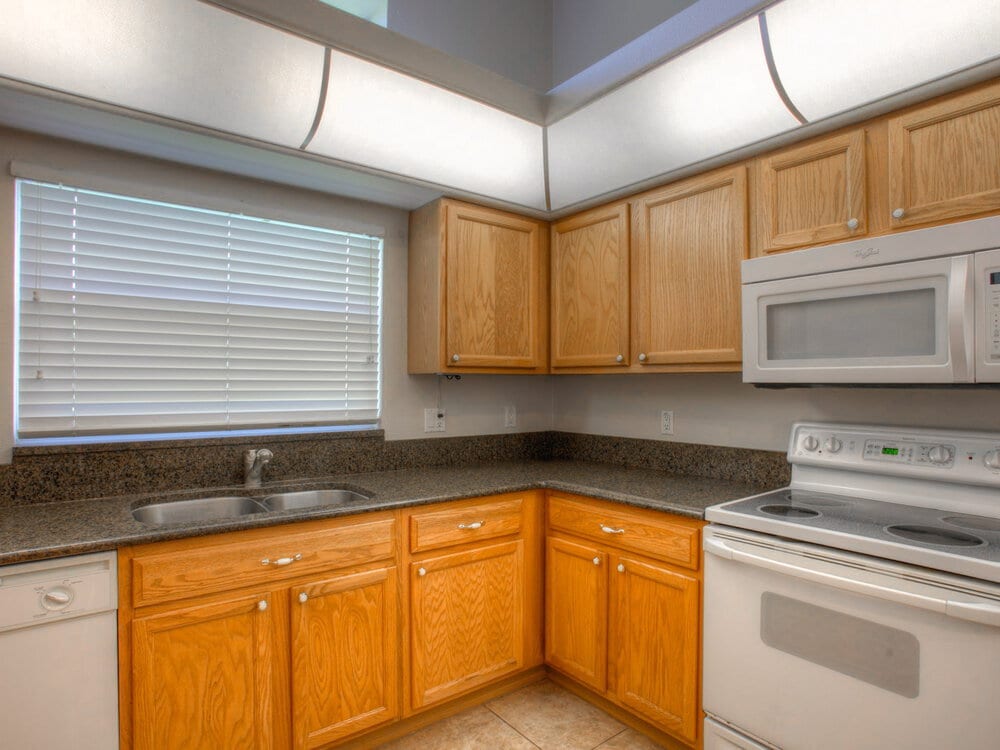 Building Photo - 9038 Water Hazard Dr