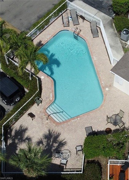 Building Photo - 3304 Lisa Ln