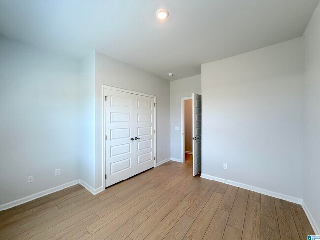 Building Photo - 234 Granby Ln