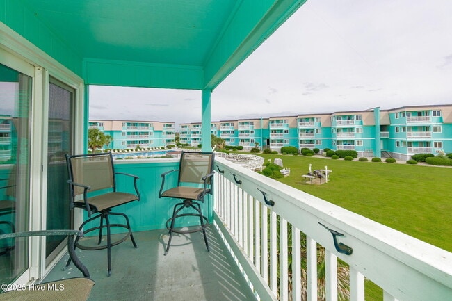 Building Photo - 301 Commerce Way