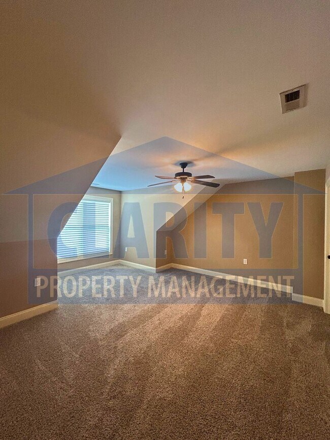 Building Photo - 109 Belle Chase Wy NE