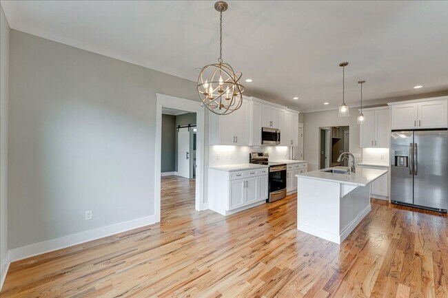 Building Photo - Beautiful, 5 bedroom Ooltewah Home!