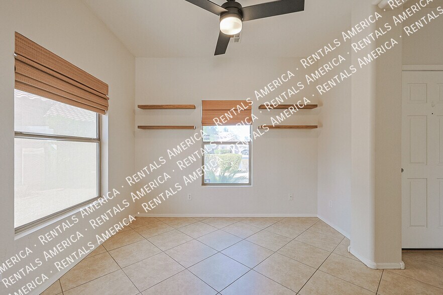 Building Photo - 15289 W Desert Hills Dr