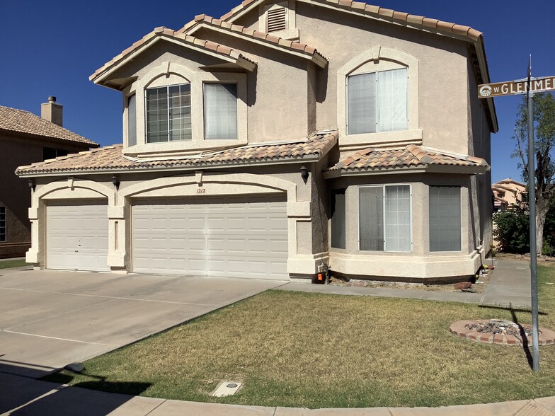 Primary Photo - 1212 W Glenmere Dr