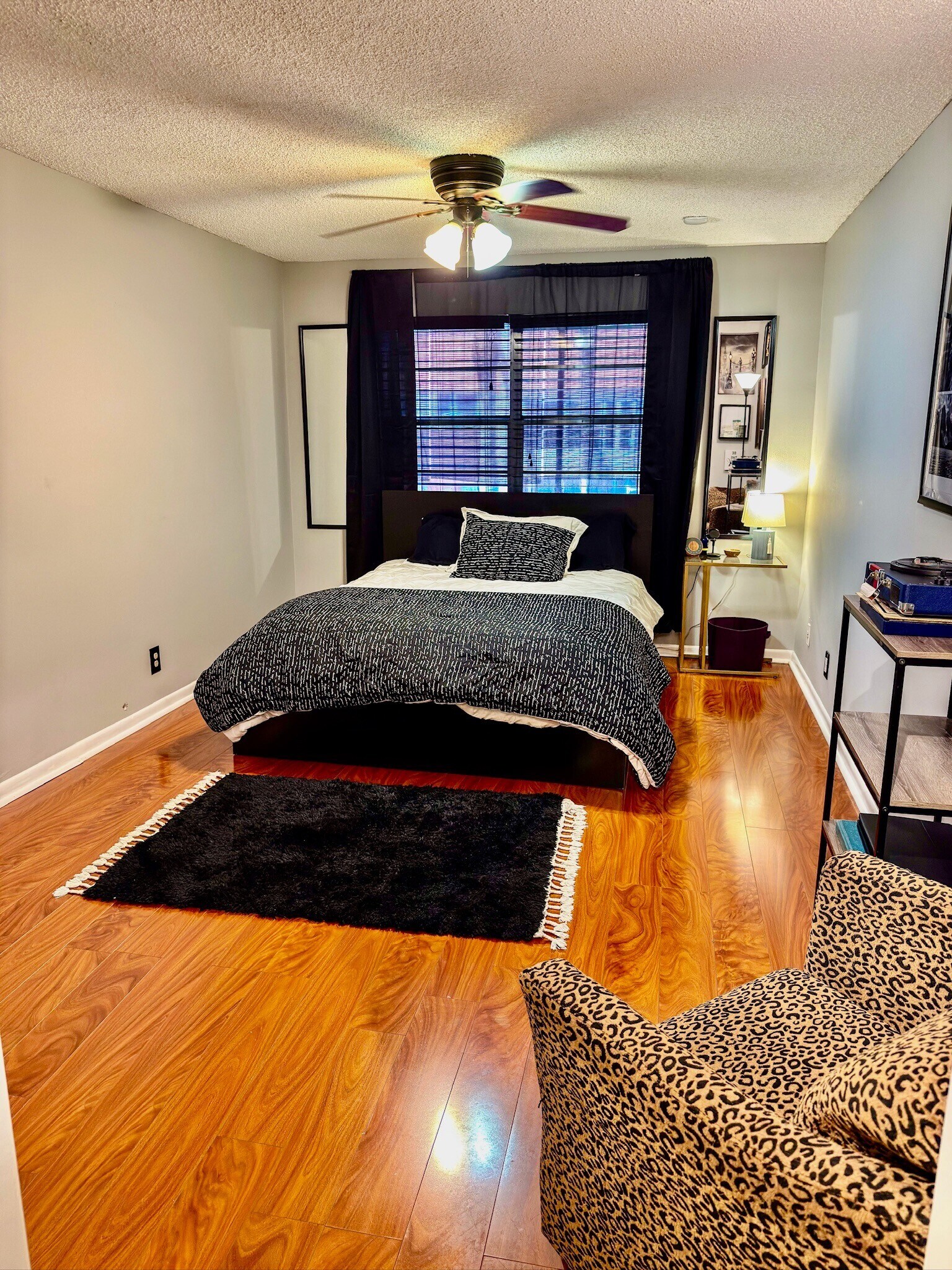 Building Photo - 7610 Stirling Rd