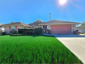 Building Photo - 2088 S Parkton Dr