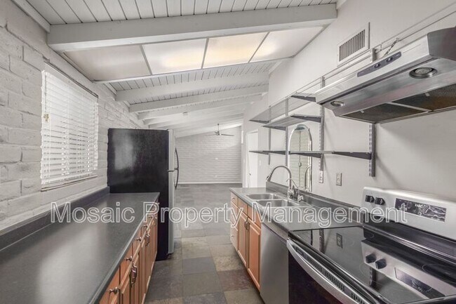 Building Photo - 4203 N 36th St