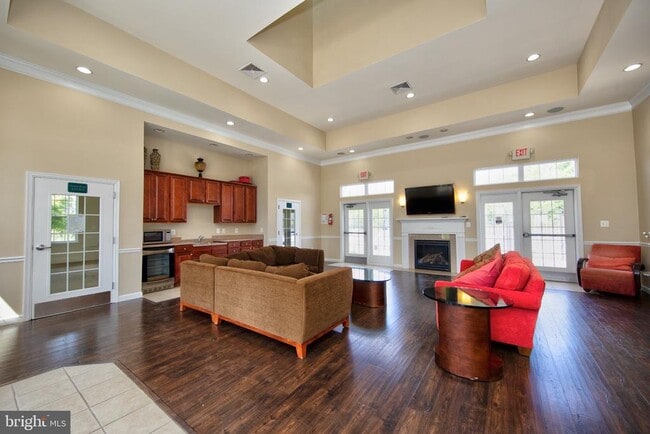 Building Photo - 167 Hokeland Dr