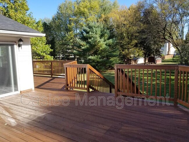 Building Photo - 1049 DeLeone Dr