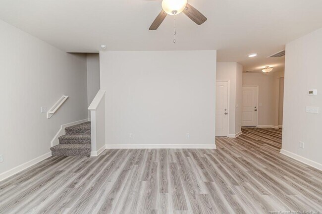 Building Photo - 87 Onslow Ct
