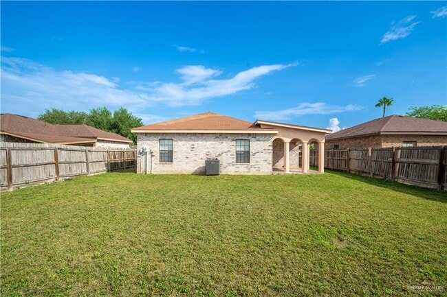 Building Photo - 204 Jacobo Ave