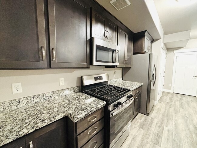 Building Photo - 11528 S 4055 W