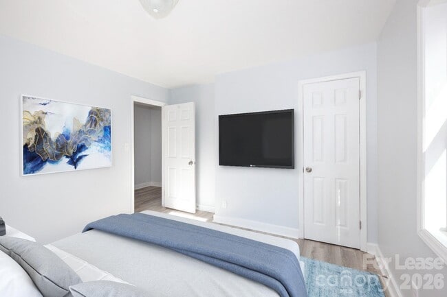 Building Photo - 4517 Helena St