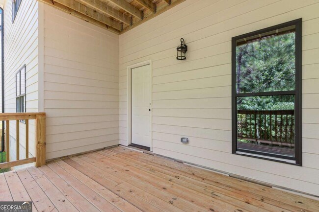 Building Photo - 400 Ansley Dr
