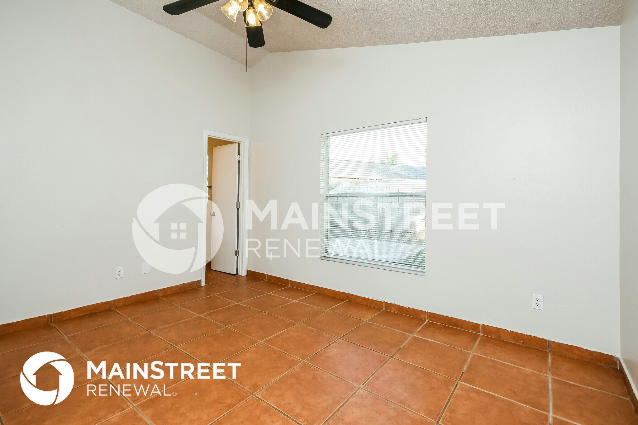 Building Photo - 9751 Red Clover Ave