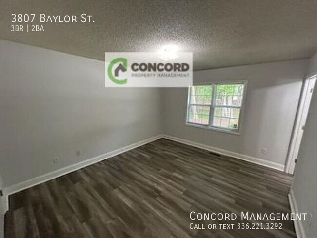 Building Photo - 3807 Baylor St