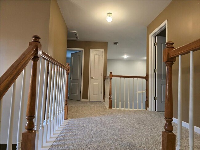 Building Photo - 1434 Oglethorpe Dr