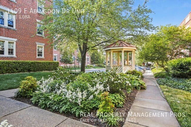 Building Photo - 1409 E Abingdon Dr