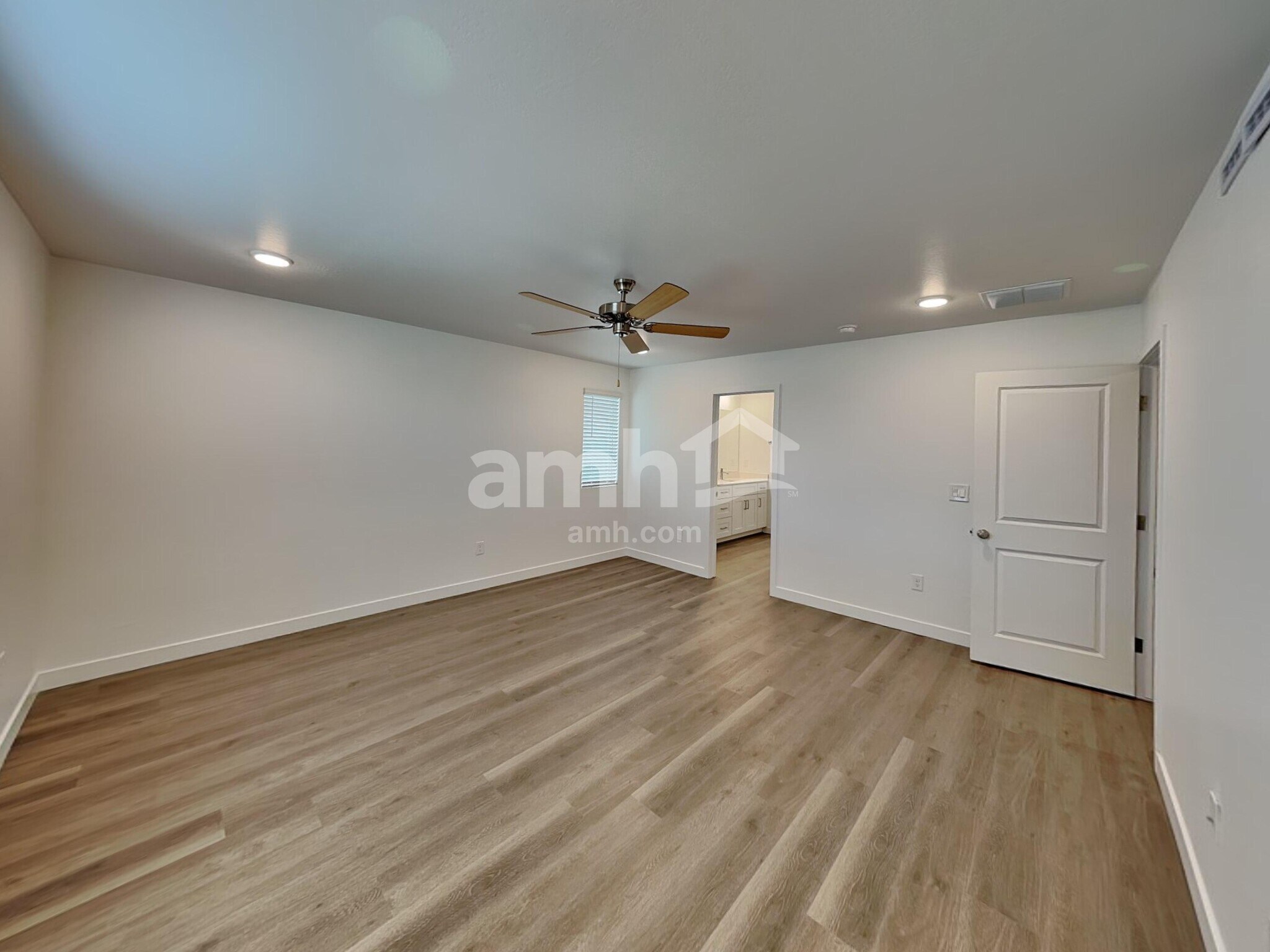 Building Photo - 12638 W Flynn Ln