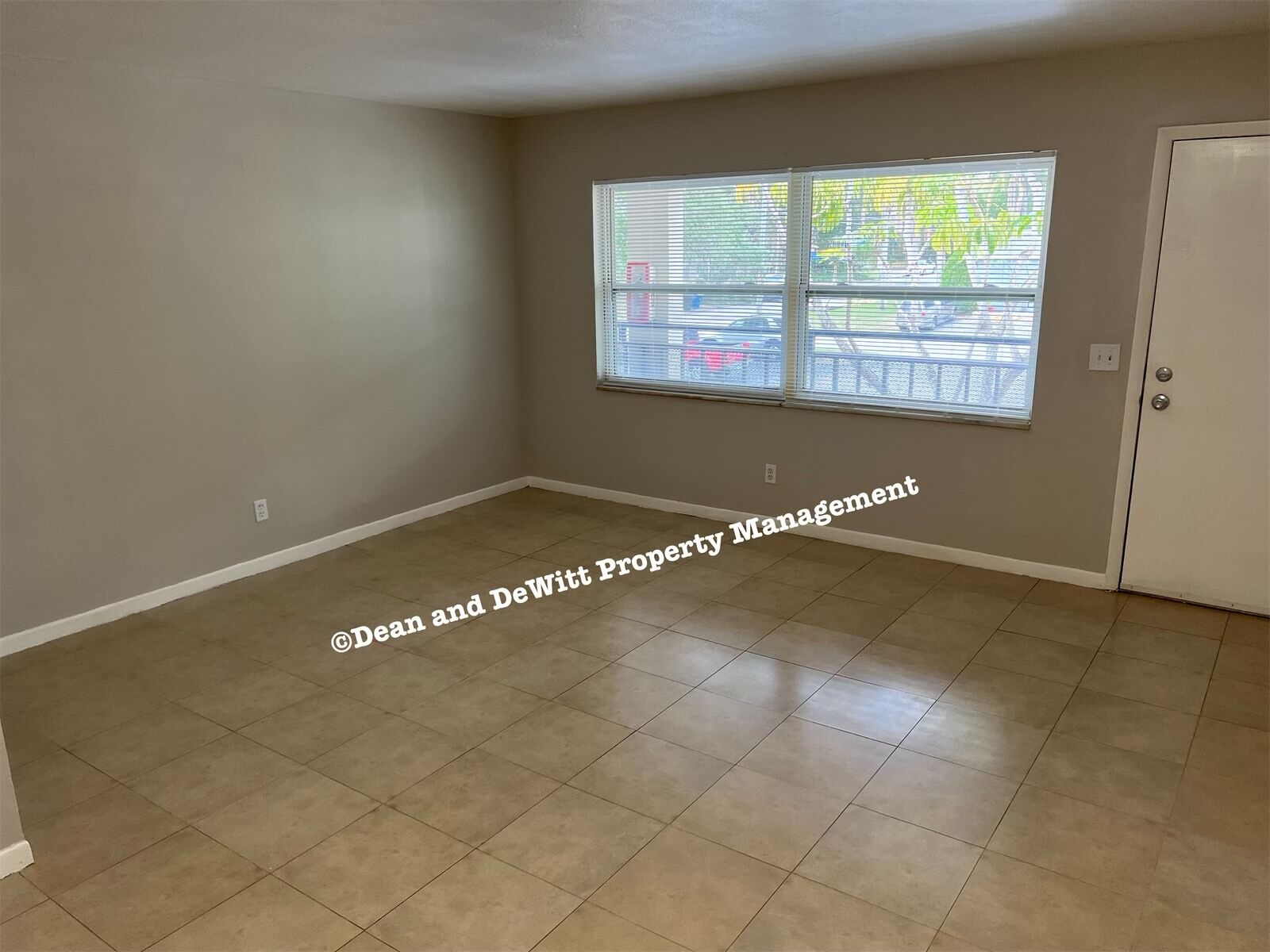 Building Photo - 1 Bed/1 Bath - Unit 207